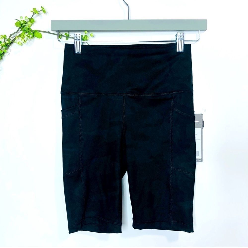 Yogalicious Lux Black Gray Camo High Rise Shorts